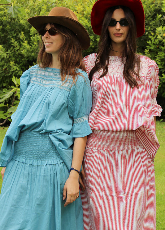 Completo donna Diana Set light blue in 100% cotone con blusa e gonna coordinate azzurre, stile estivo boho chic, taglia unica.