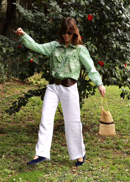 Camicia Hidi blouse Igiama a fantasia verde in 100% cotone, maniche lunghe con taschino, taglia unica S-L, prodotta in India.