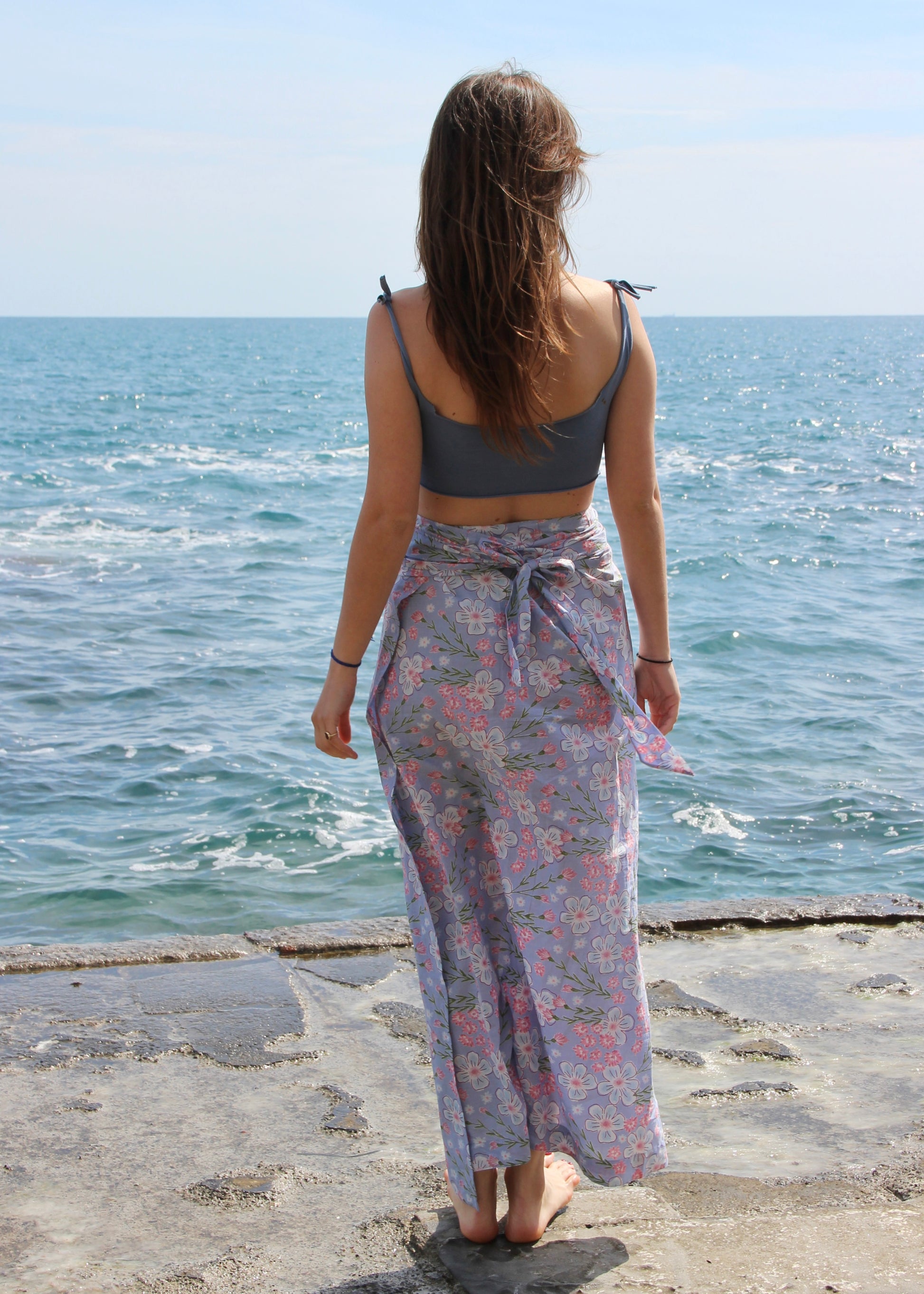 Pareo donna Island Pareo funky flower in 100% cotone con fantasia floreale lilla e chiusura a portafoglio, stile boho chic estivo e leggero, taglia unica.